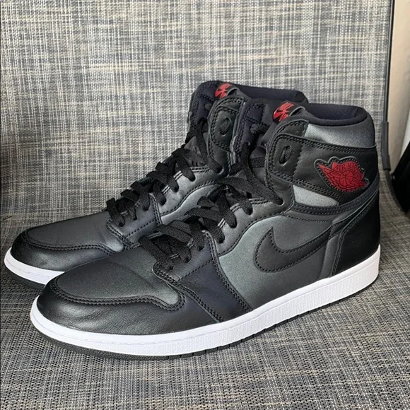Nike Air Jordan 1 High Retro OG 'Black Satin' Sneakers 555088-060 Men’s Size 12